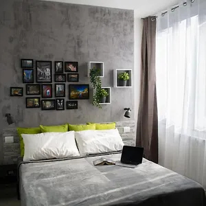 Warrest - Short Rent , Milan Italie